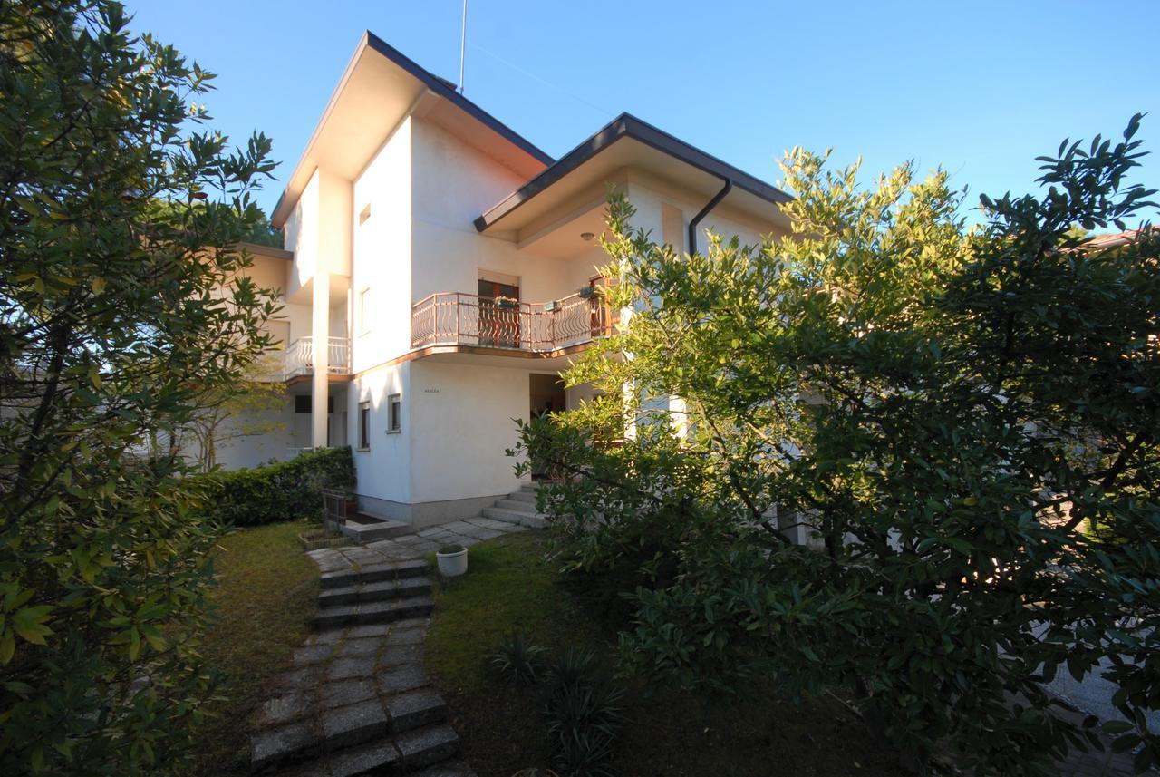 Villa Azalea Lignano Sabbiadoro Kültér fotó